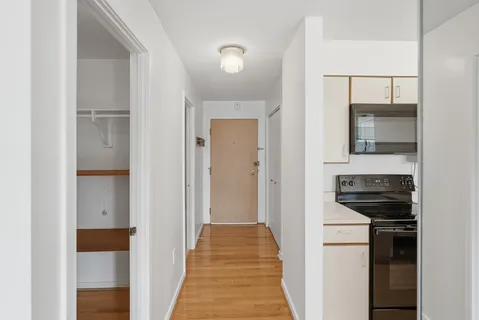 $269,000 | 2111 Wisconsin Avenue Northwest, Unit 524, Washington, DC 20007