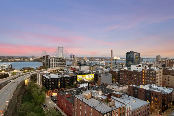 $685,000 | 313-315 North 3rd Street, Unit 5A, Philadelphia, PA 19106