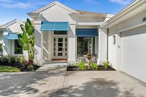 $2,500,000 | 1963 Bethany Place, Naples, FL 34109