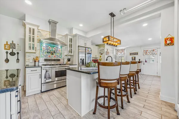 $1,425,000 | 917 Dekalb Pike, Ambler, PA 19002