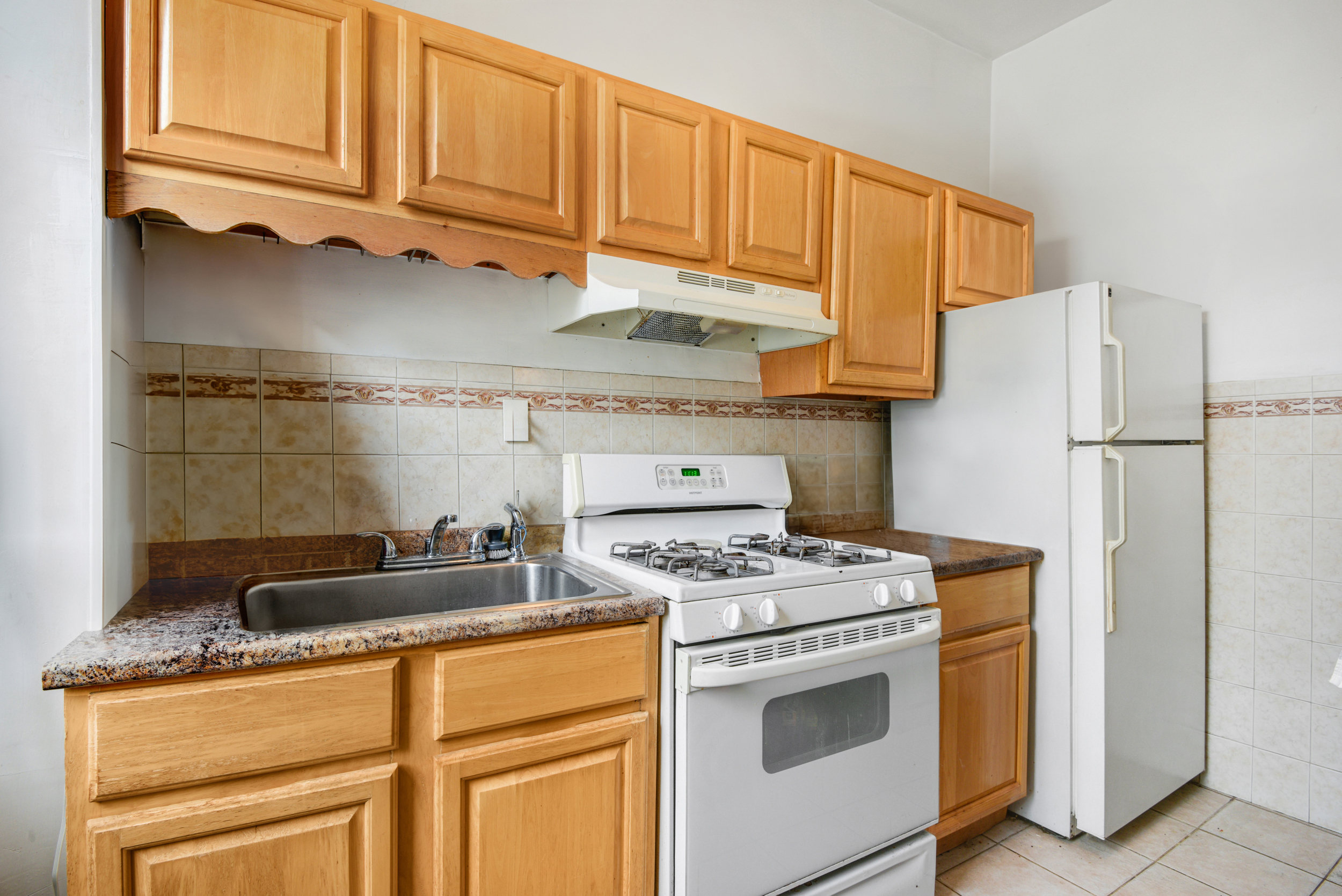 540 Clinton Avenue, Unit 4 Brooklyn, NY 11238 - Photo 5 of 13