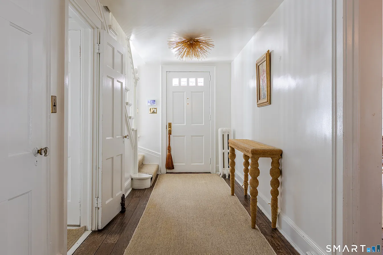 89 Chestnut Hill Road Wilton, CT 06897 - Photo 9 of 28