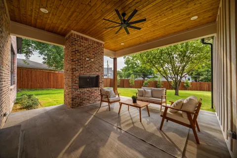 $2,089,000 | 9410 Gatetrail Drive, Dallas, TX 75238