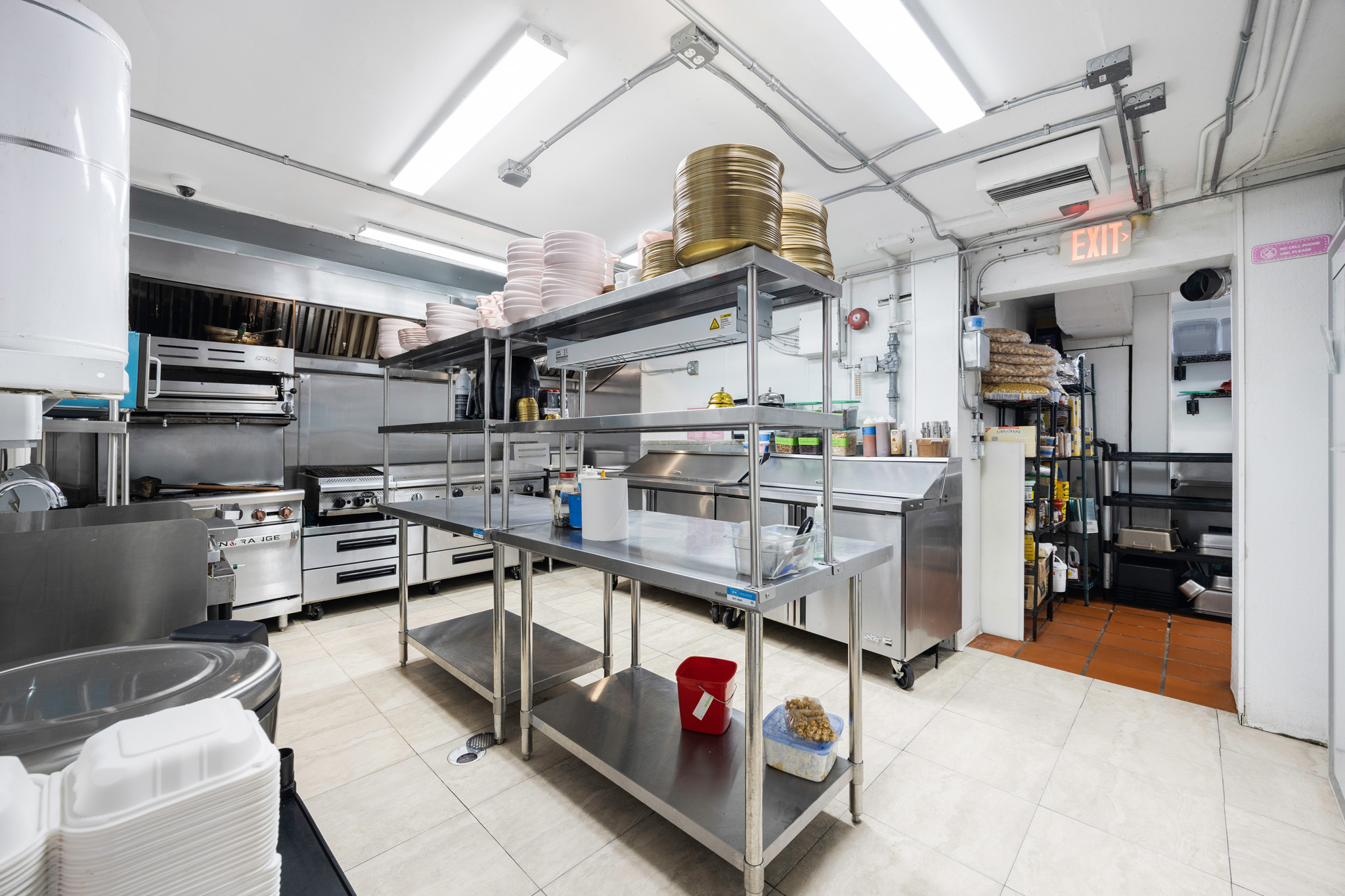 2345 Southwest 37th Avenue Miami, FL 33145 - Photo 31 of 38