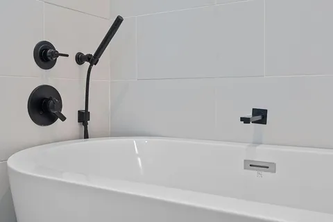 $765,500 | 308 Onion Street, Austin, TX 78702