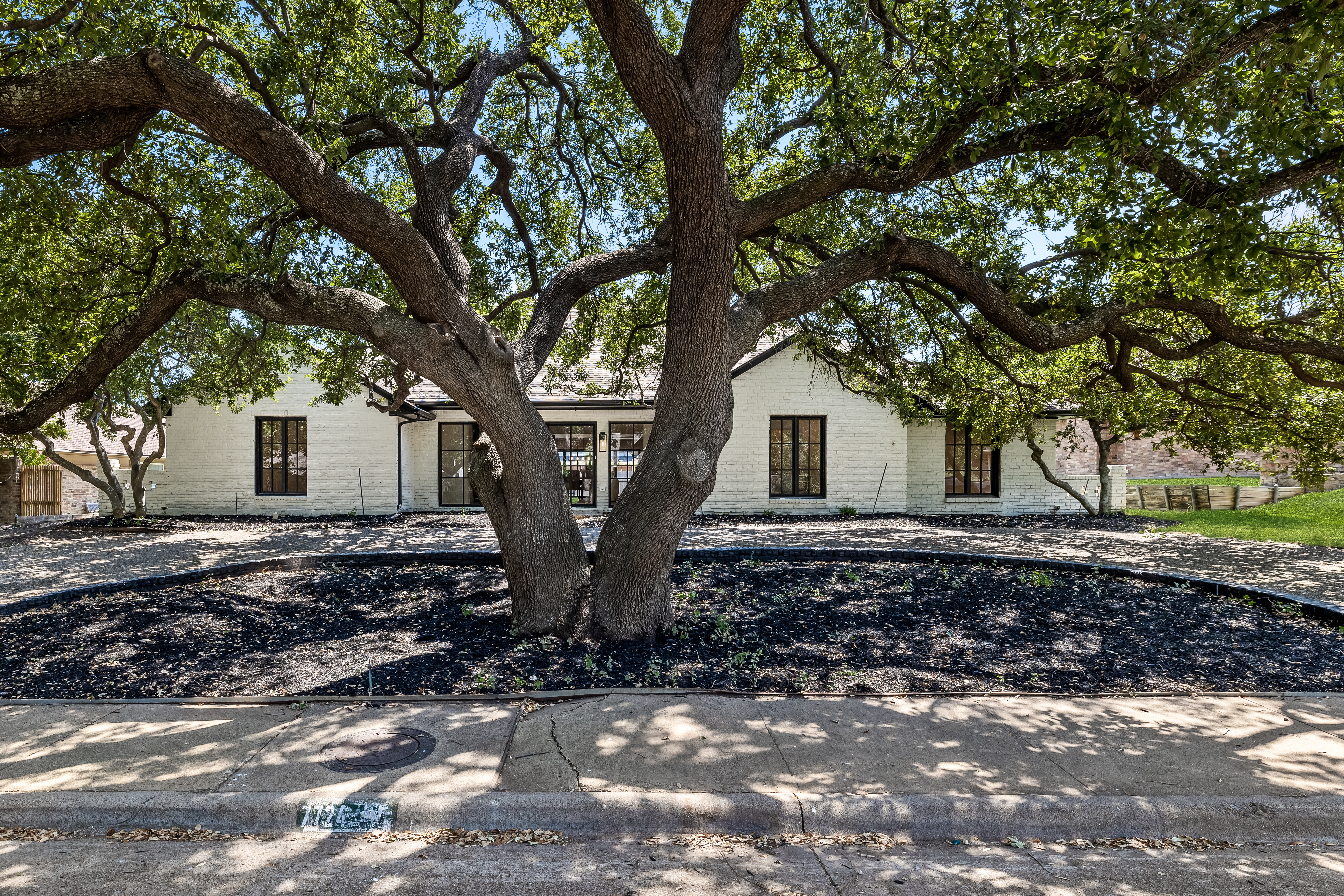 7724 Bantry Lane Dallas, TX 75248 - Photo 40 of 48