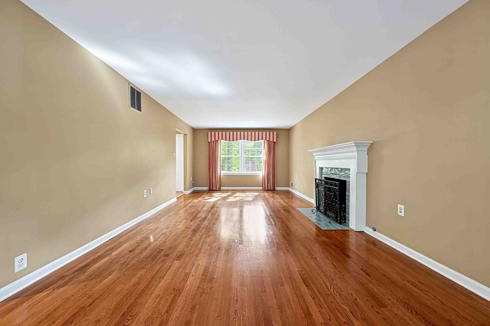 5124 Clinton Road Alexandria, VA 22312 - Photo 27 of 84 Gallery Image 27