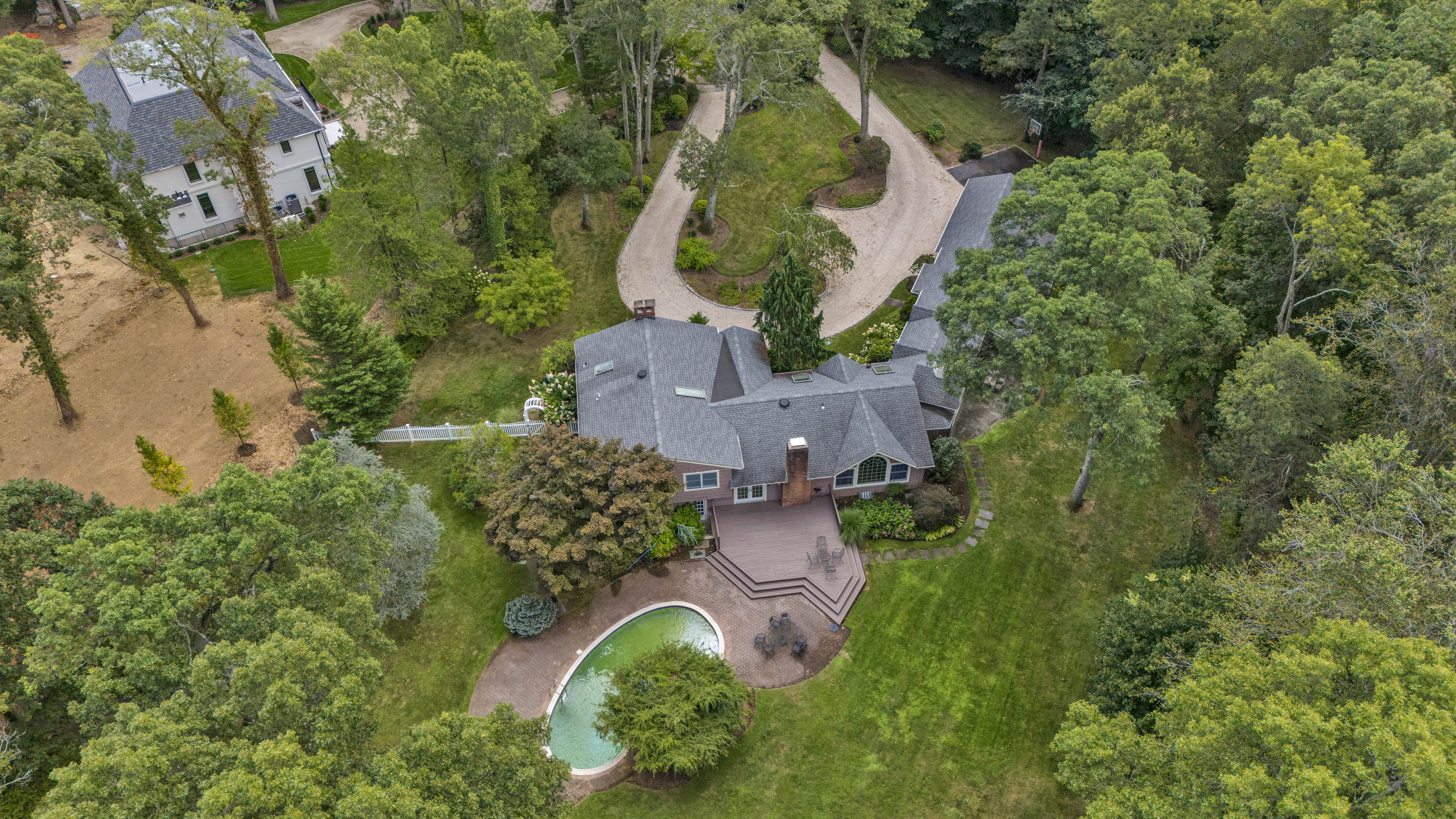 11 Quaker Ridge Road Brookville, NY 11545 - Photo 32 of 34