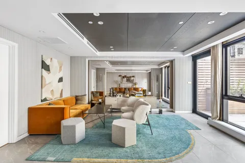 $1,195,000 | 300 West 30th Street, Unit 7F | Chelsea