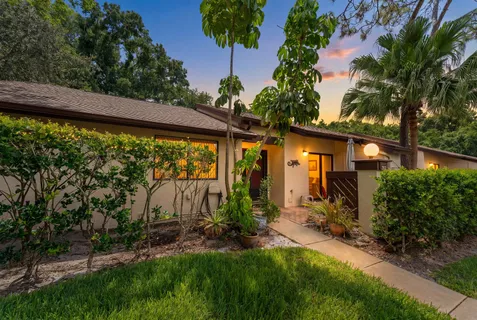 $240,000 | 2917 Fig Court, Unit 2, Palm Harbor, FL 34684