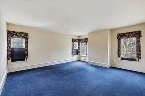 $2,695,000 | 909 North Penn Oak Road, Lower Gwynedd, PA 19002