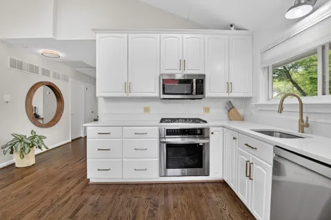 $1,565,000 | 6501 Bannockburn Drive, Bethesda, MD 20817