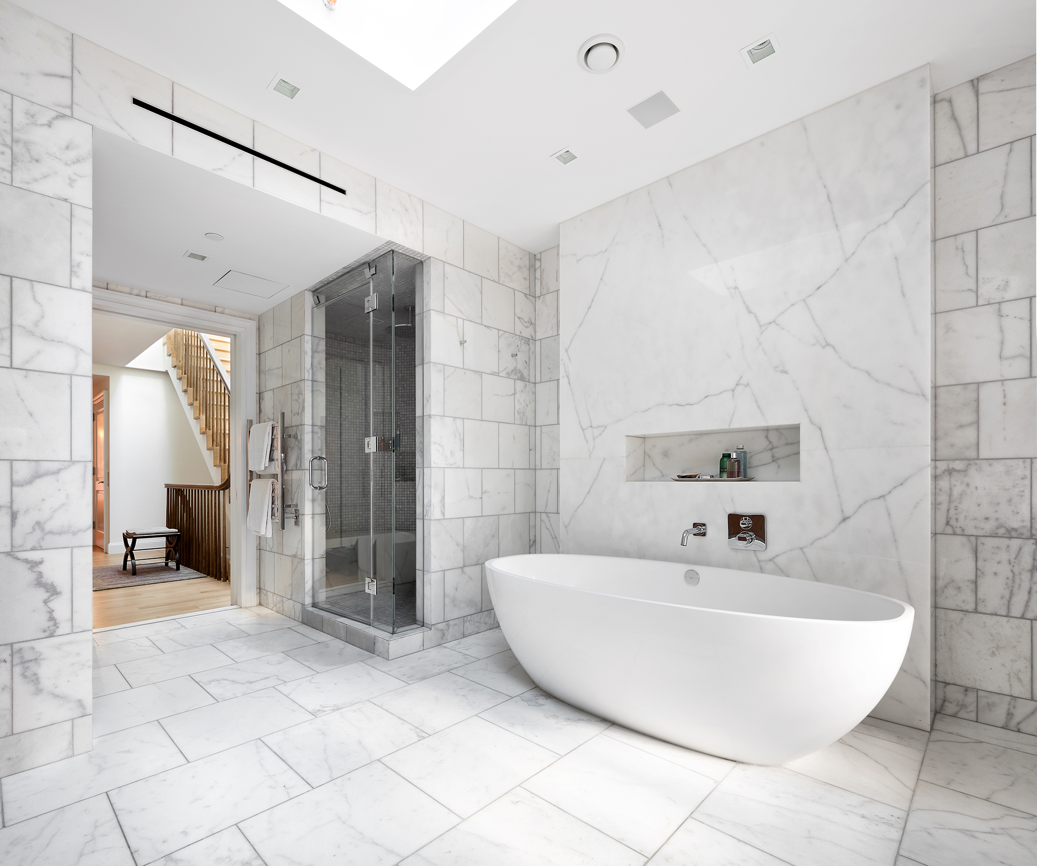 225 East 48th Street Manhattan, NY 10017 - Photo 15 of 26 Gallery Image 15