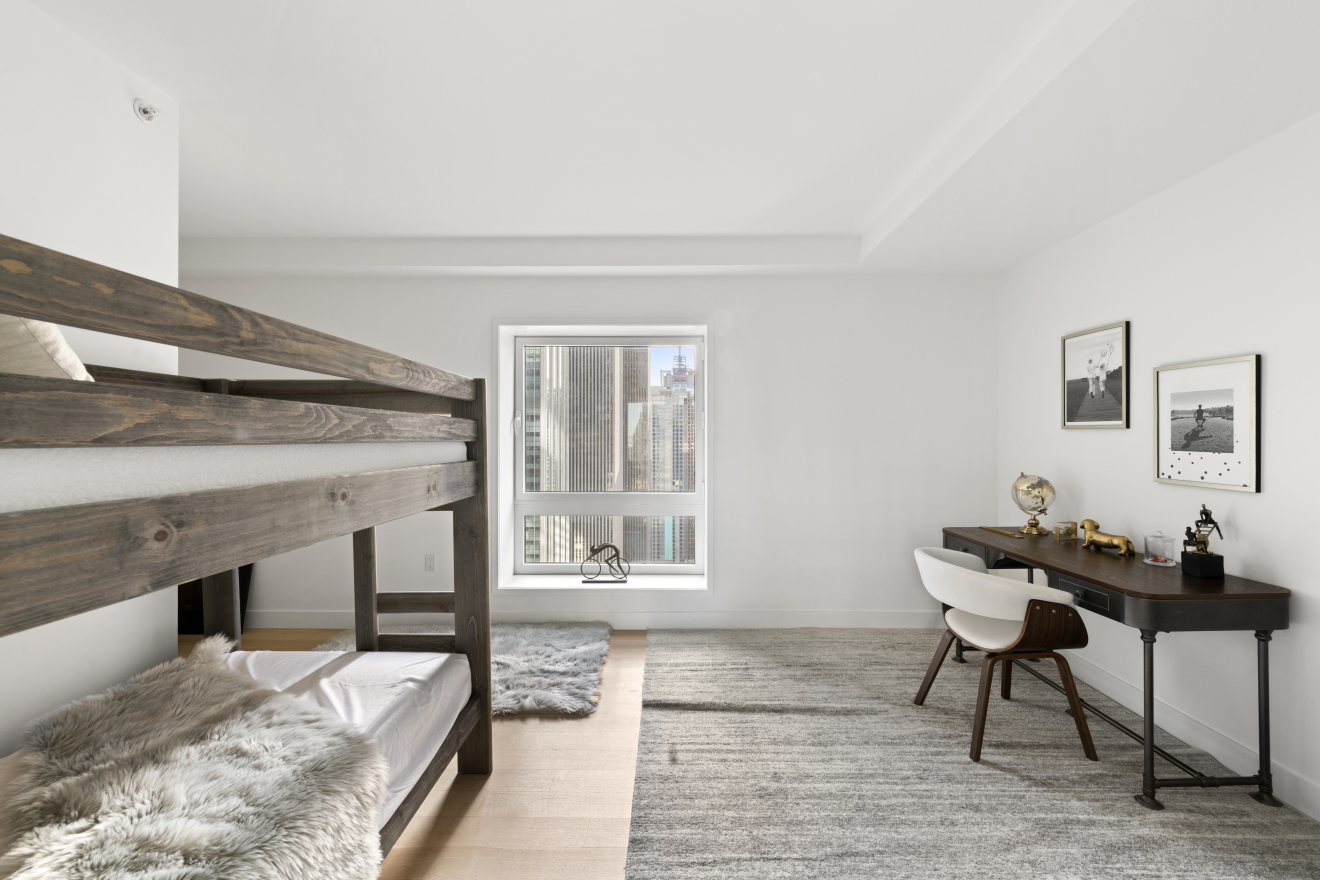 135 West 52nd Street, Unit 34A Manhattan, NY 10019 - Photo 14 of 26