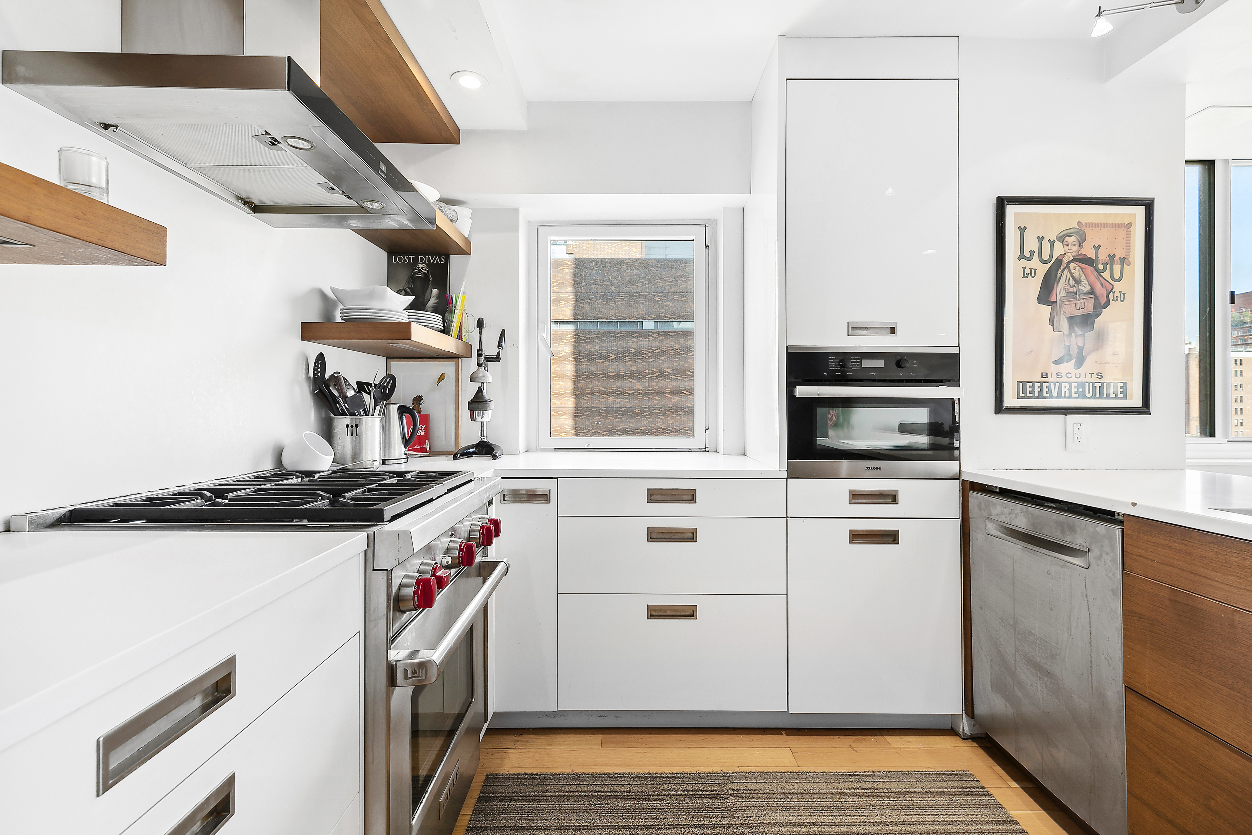 45 West 67th Street, Unit 9GH Manhattan, NY 10023 - Photo 8 of 14