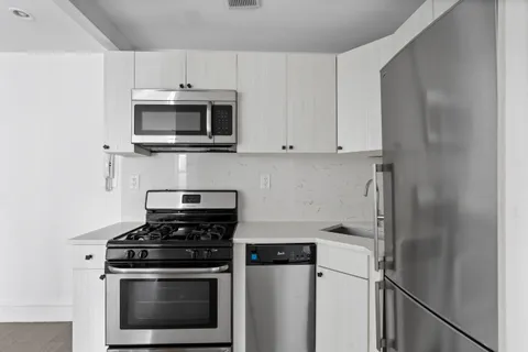 $5,450 | 20 Avenue A, Unit 3A | East Village