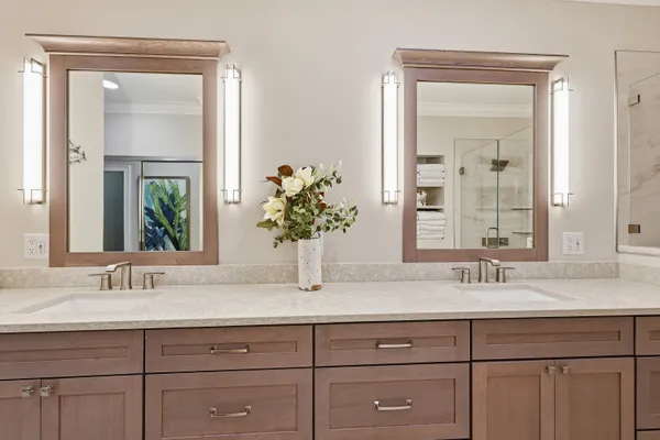 $1,695,000 | 4870 West Boulevard, Naples, FL 34103