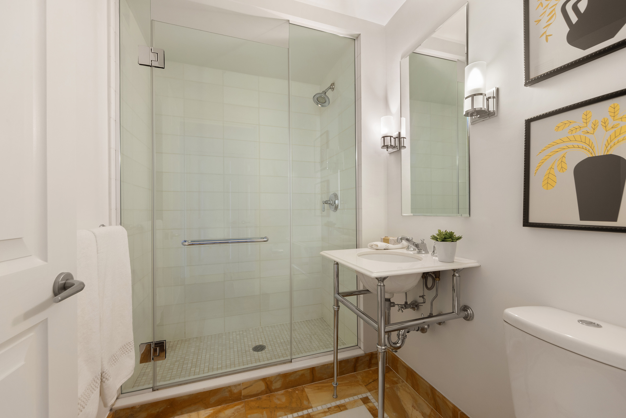 205 East 85th Street, Unit 15J Manhattan, NY 10028 - Photo 7 of 17