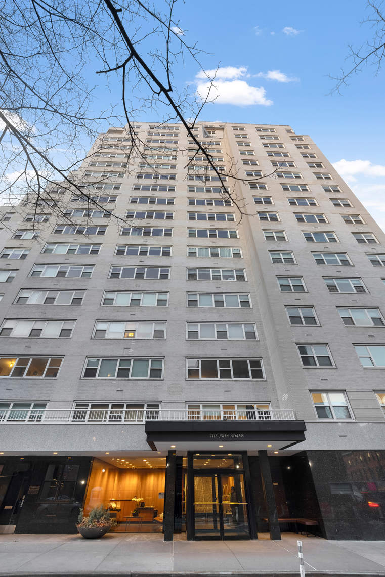 101 West 12th Street, Unit 15Z Manhattan, NY 10011 - Photo 13 of 14