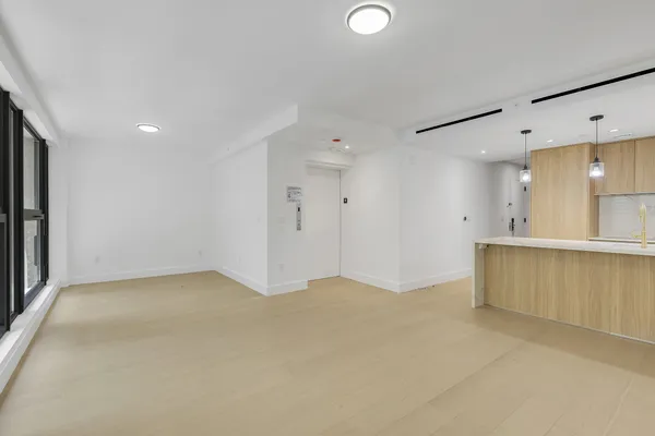 $12,000 | 21 West 17th Street, Unit 4 | Flatiron