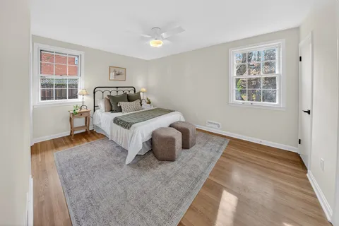 $1,350,000 | 6813 Winterberry Lane, Bethesda, MD 20817