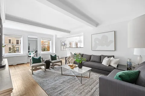 $2,595,000 | 49 East 96th Street, Unit 4D | Upper East Side