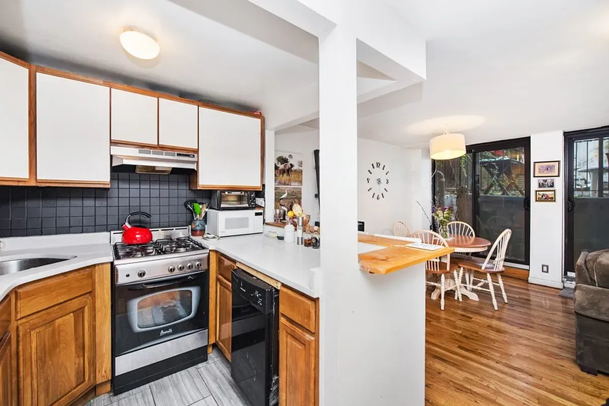 $4,000 | 339 West 20th Street, Unit 1R | Chelsea