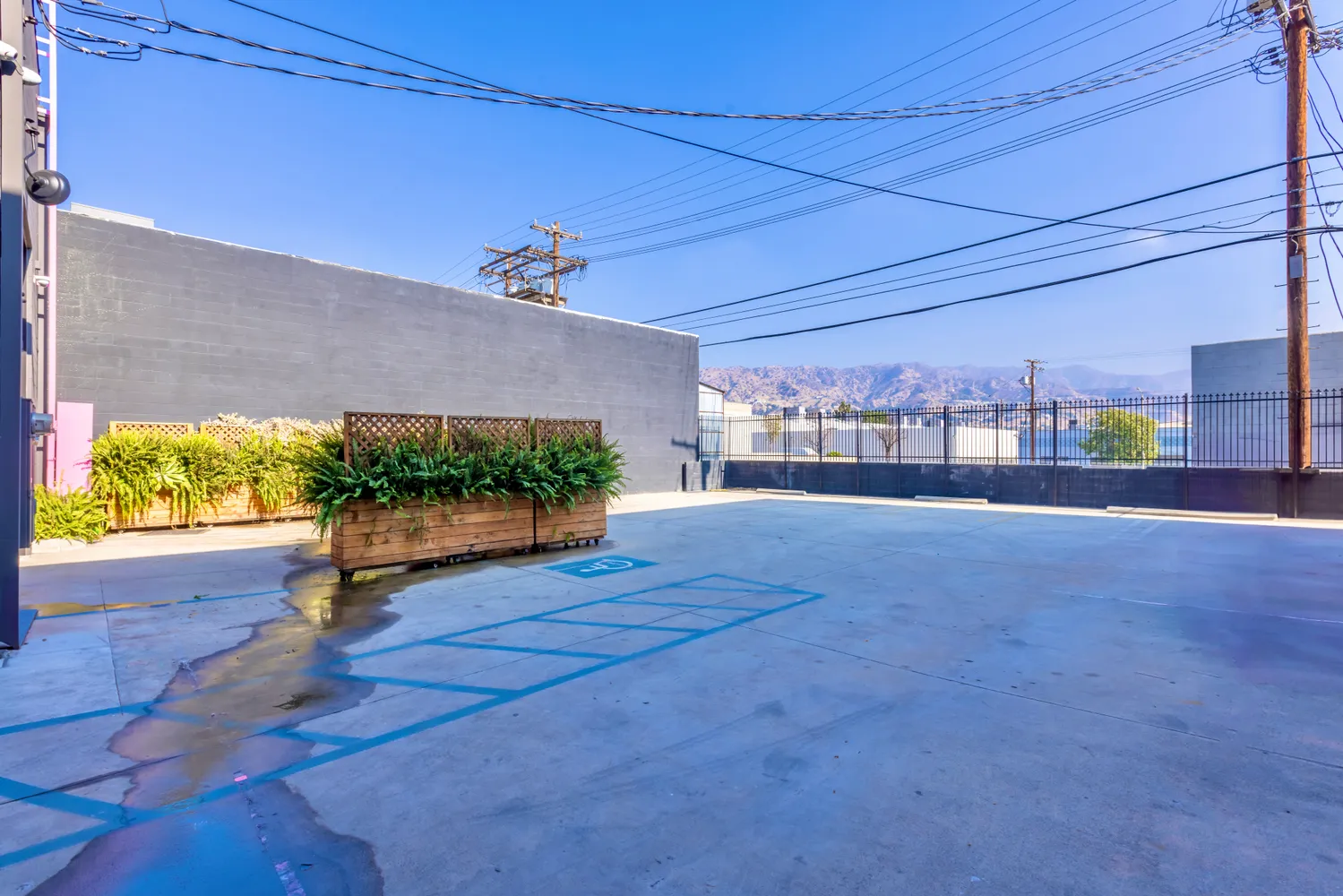 $2,995,000 | 3058 North Lima Street, Burbank, CA 91504