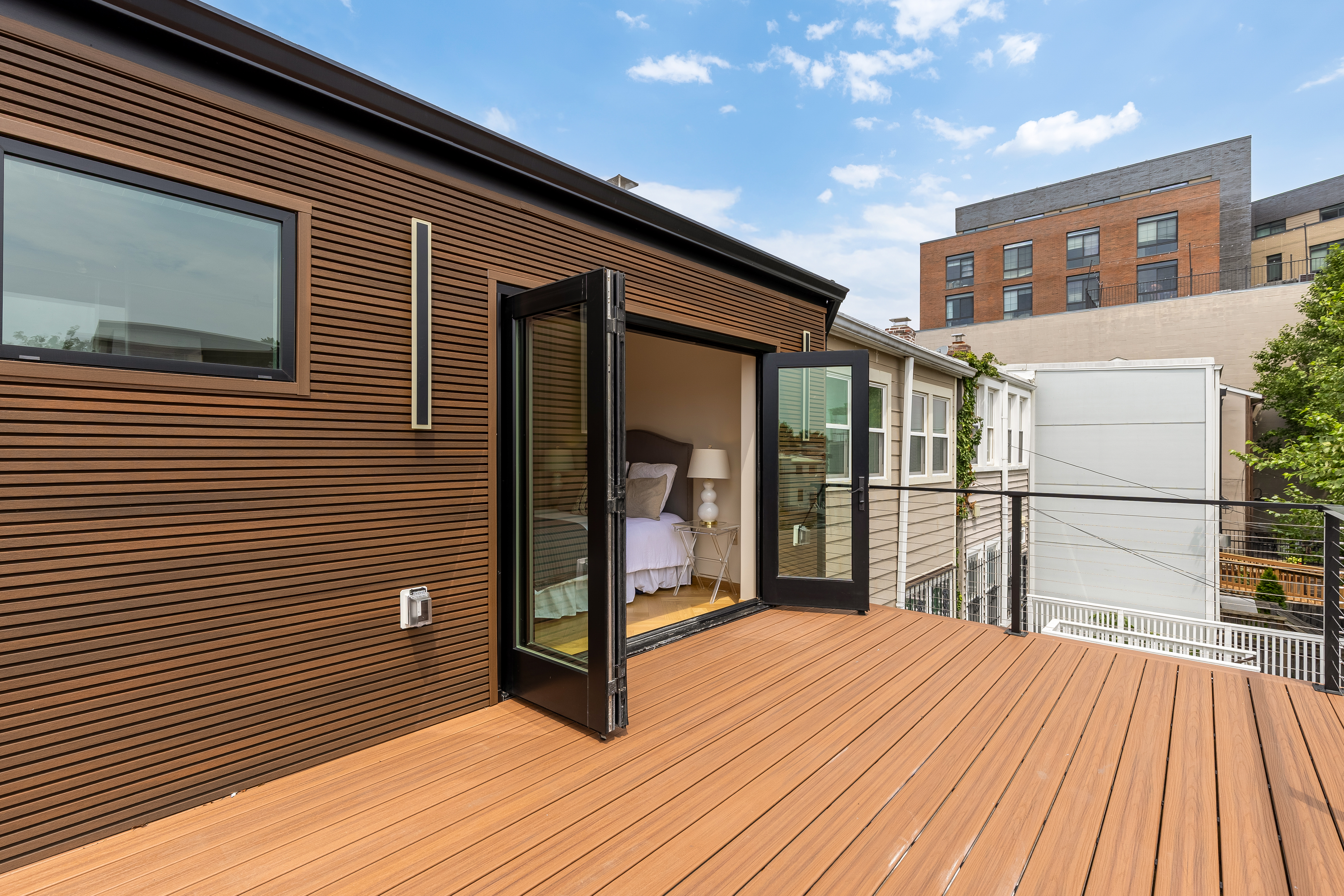932 14th Street Southeast Washington, DC 20003 - Photo 21 of 32
