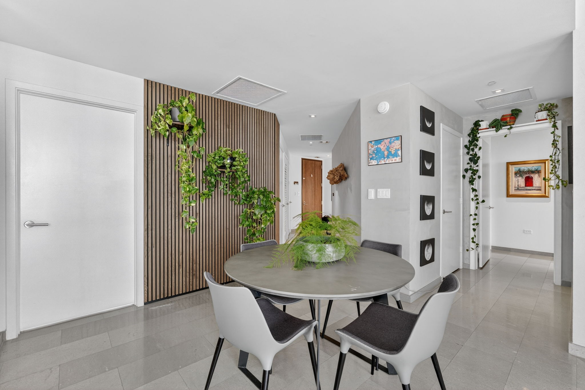 88 Southwest 7th Street, Unit 1012 Miami, FL 33130 - Photo 7 of 22
