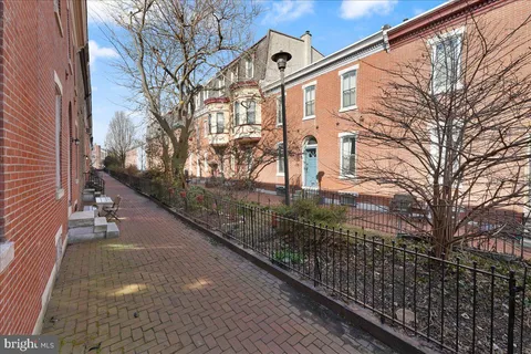 $2,800 | 2308 Madison Square, Philadelphia, PA 19146
