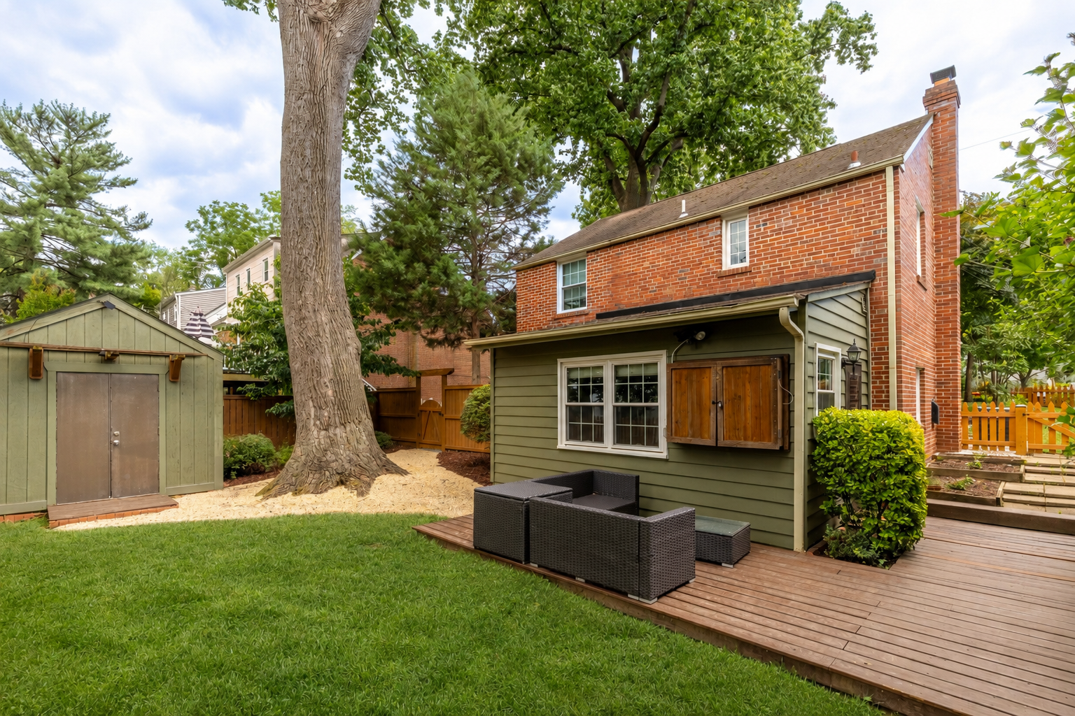 1607 Ballard Street Silver Spring, MD 20910 - Photo 23 of 32 Gallery Image 23