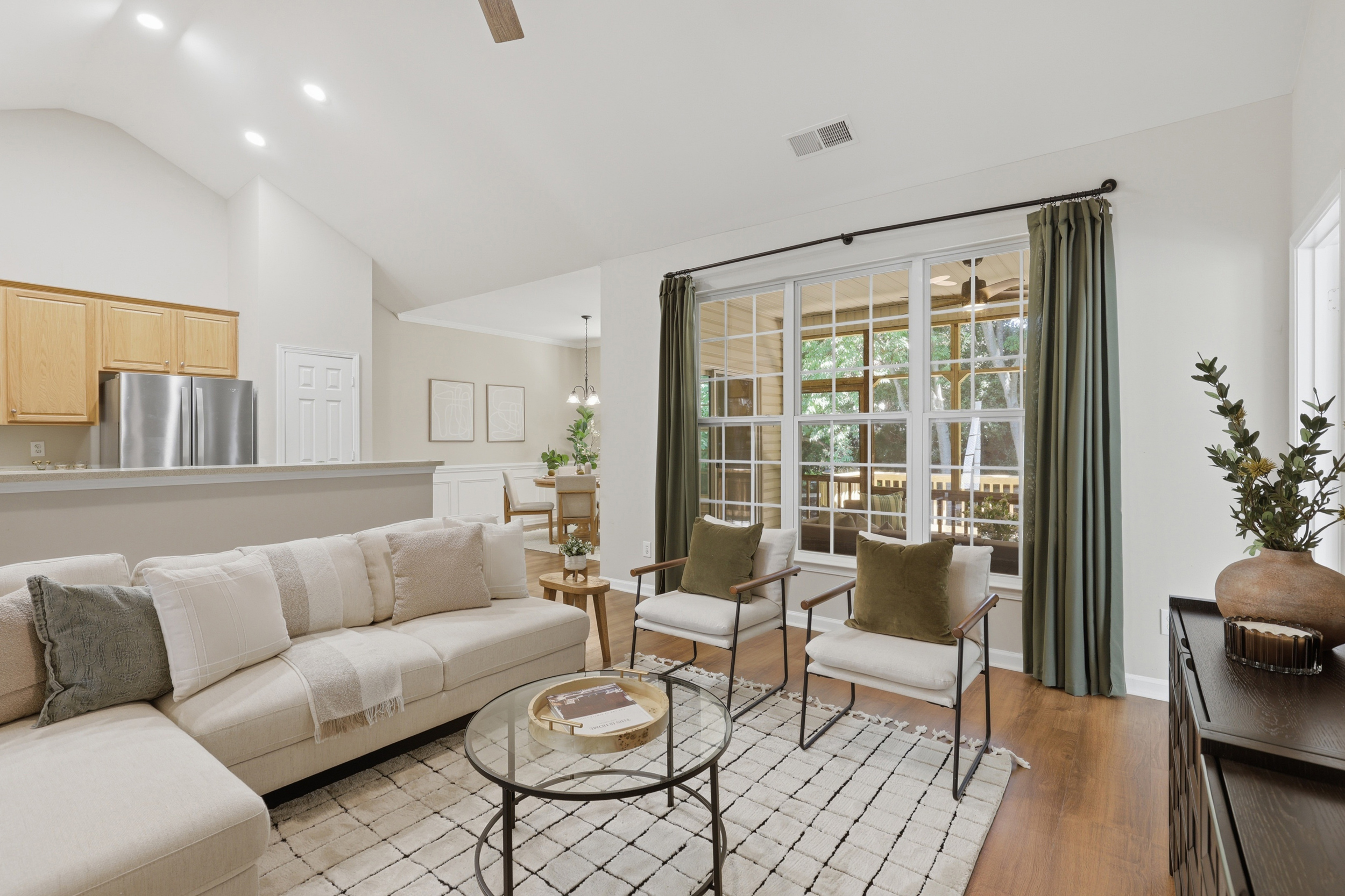 2454 Carmathen Road Charlotte, NC 28269 - Photo 5 of 41