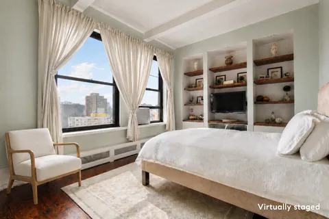 $1,595,000 | 250 Mercer Street, Unit B1502 | Greenwich Village