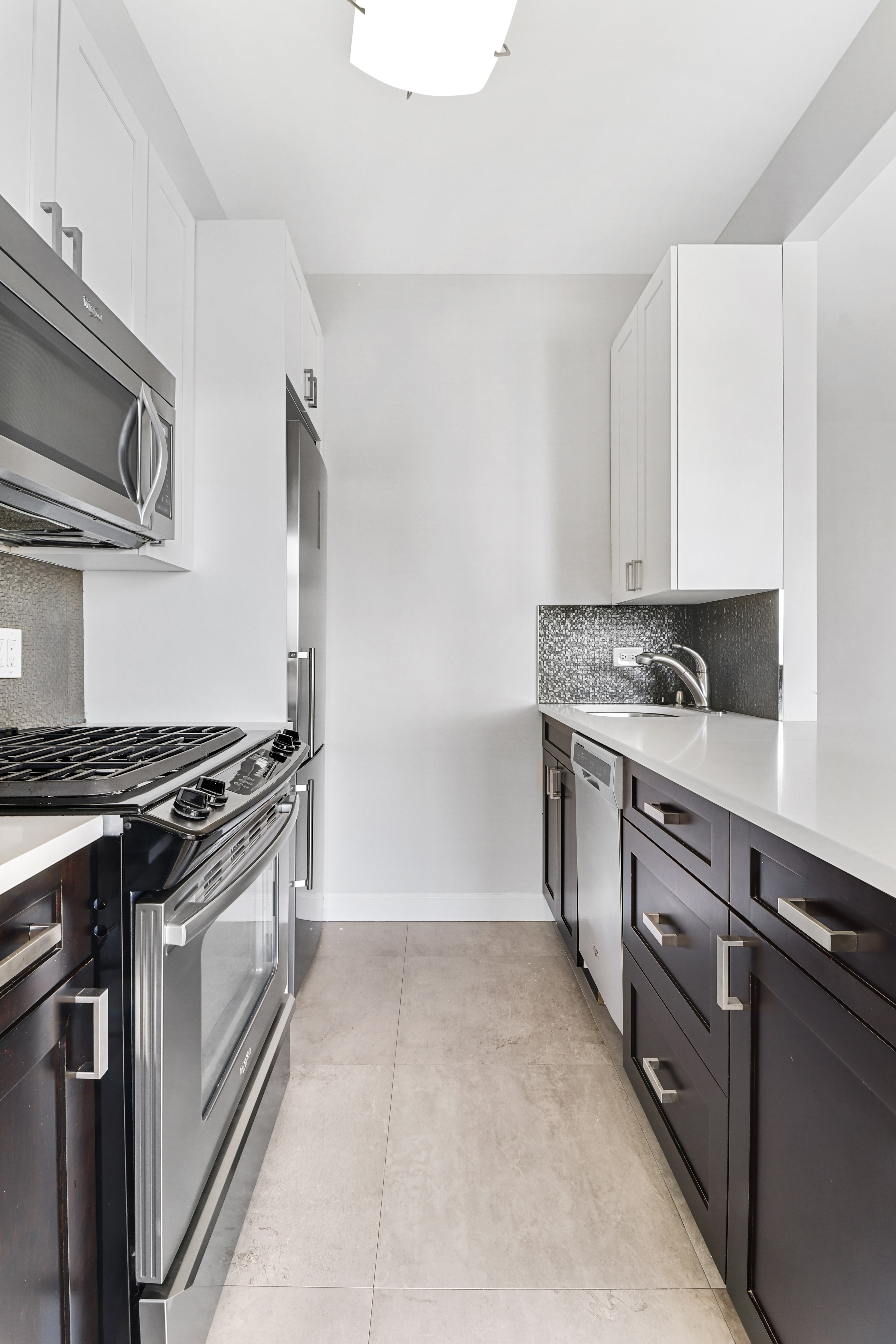 167 East 61st Street, Unit 30E Manhattan, NY 10065 - Photo 7 of 17