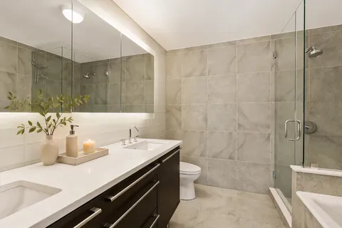 $1,295,000 | 464 West 44th Street, Unit PHA | Hell's Kitchen