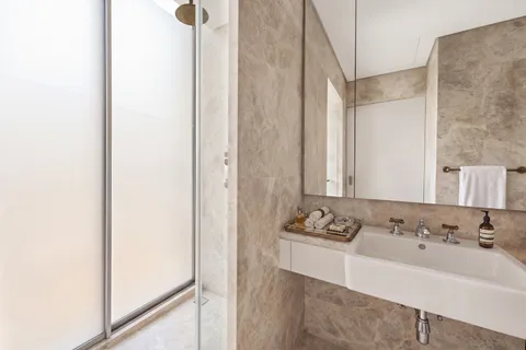 $3,995,000 | 527 West 27th Street, Unit 10B | Chelsea