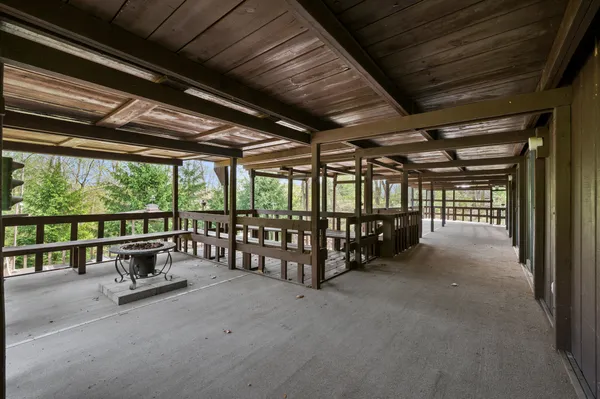 $389,000 | 3132 Lake Road, New Castle, PA 16102