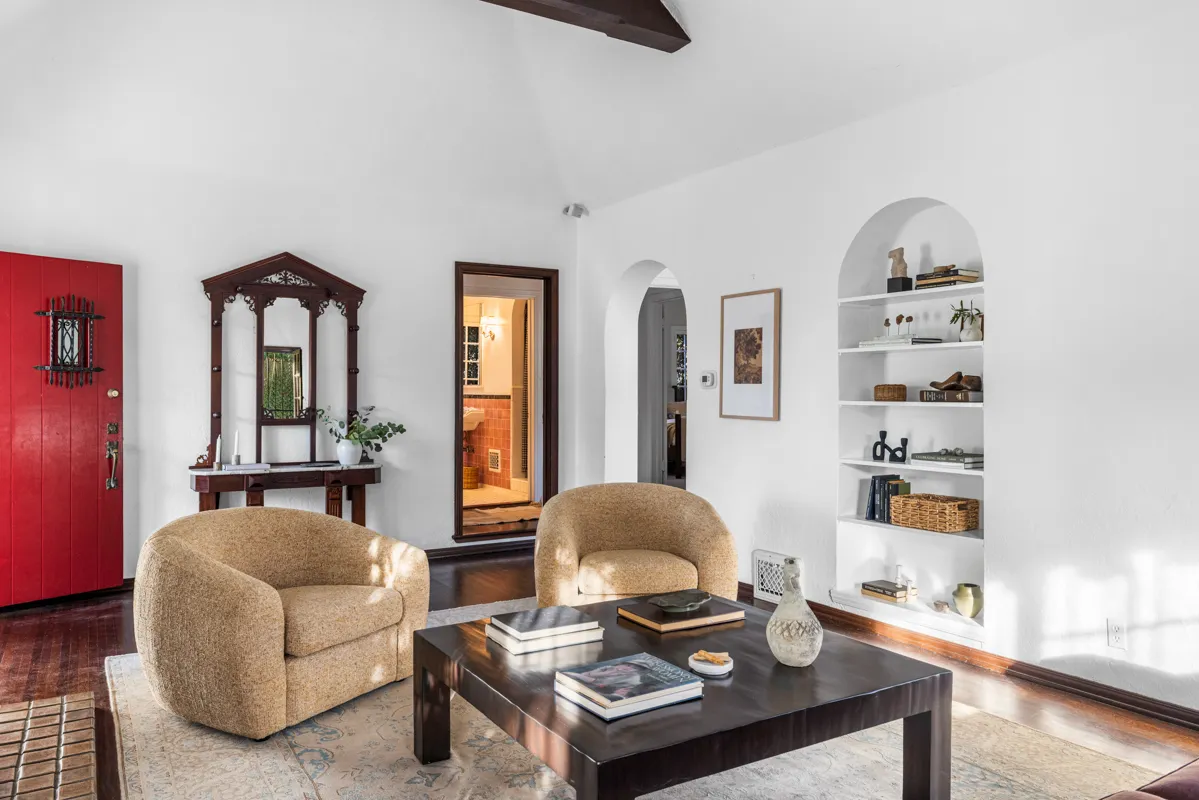 $1,849,000 | 926 Burnside Avenue, Los Angeles, CA 90036
