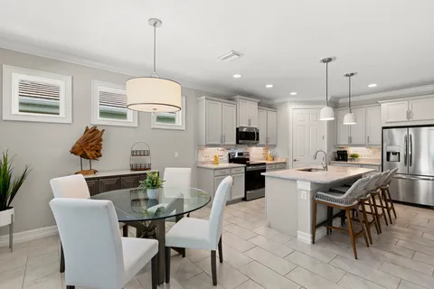 $829,999 | 14523 Topsail Drive, Naples, FL 34114