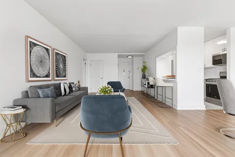 $1,035,000 | 400 East 54th Street, Unit 24E | Sutton Place