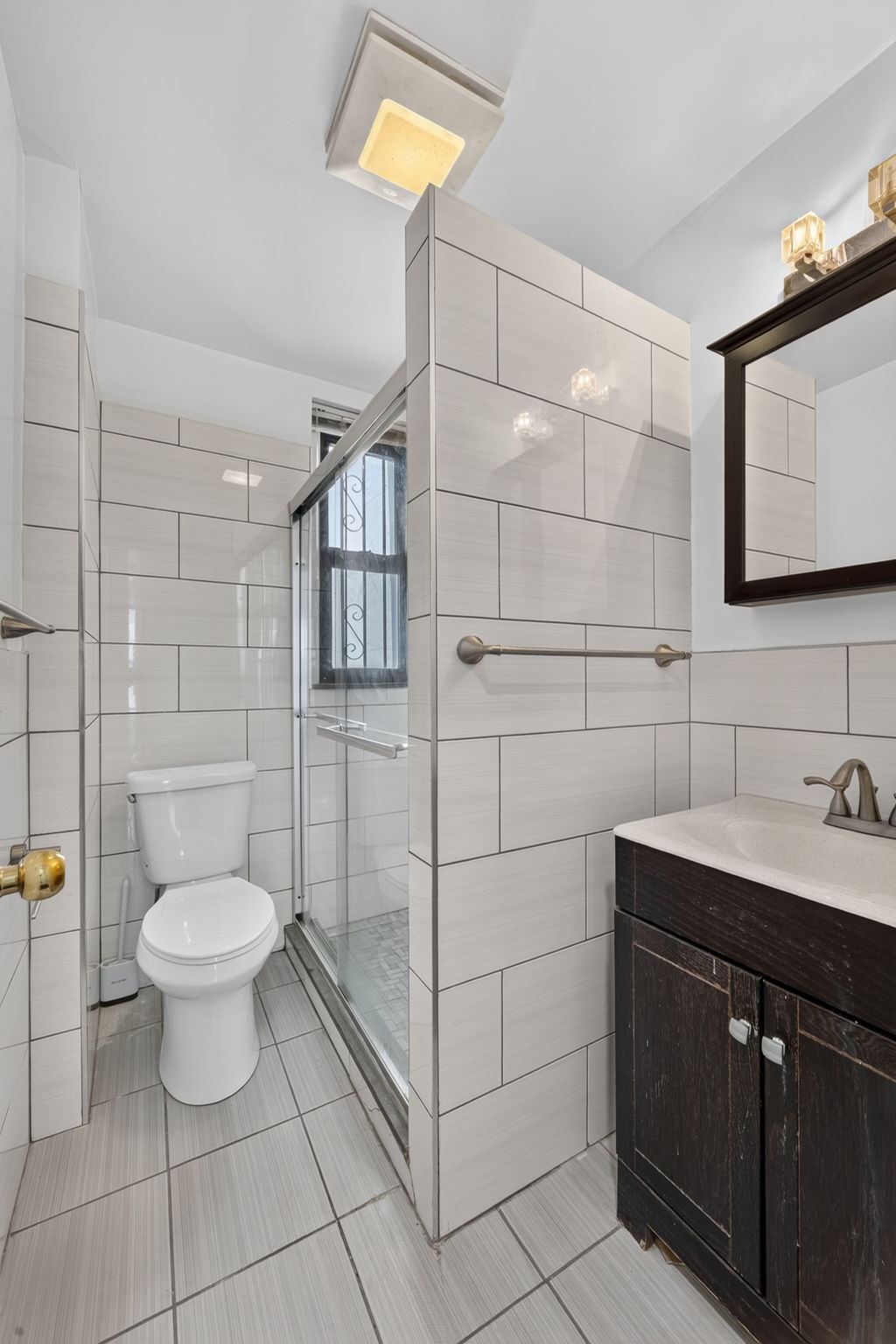 210 Grand Street, Unit 2F Manhattan, NY 10013 - Photo 8 of 10