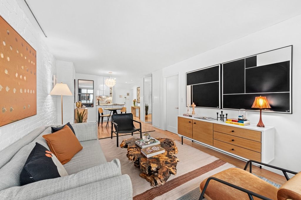$665,000 | 77 Bleecker Street, Unit 921 | Greenwich Village