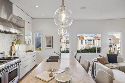 $2,895,000 | 2269 Francisco Street, San Francisco, CA 94123