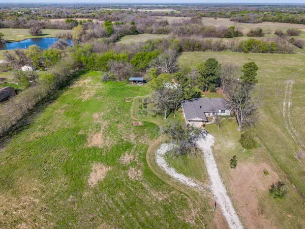 $300,000 | 5790 Farm To Market 513, Lone Oak, TX 75453