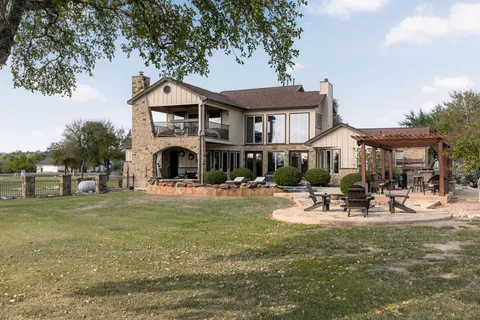 $1,285,000 | 309 Hacienda Place, Dripping Springs, TX 78620