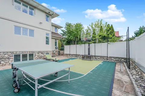 $2,300,000 | 165 Swaim Avenue | Huguenot