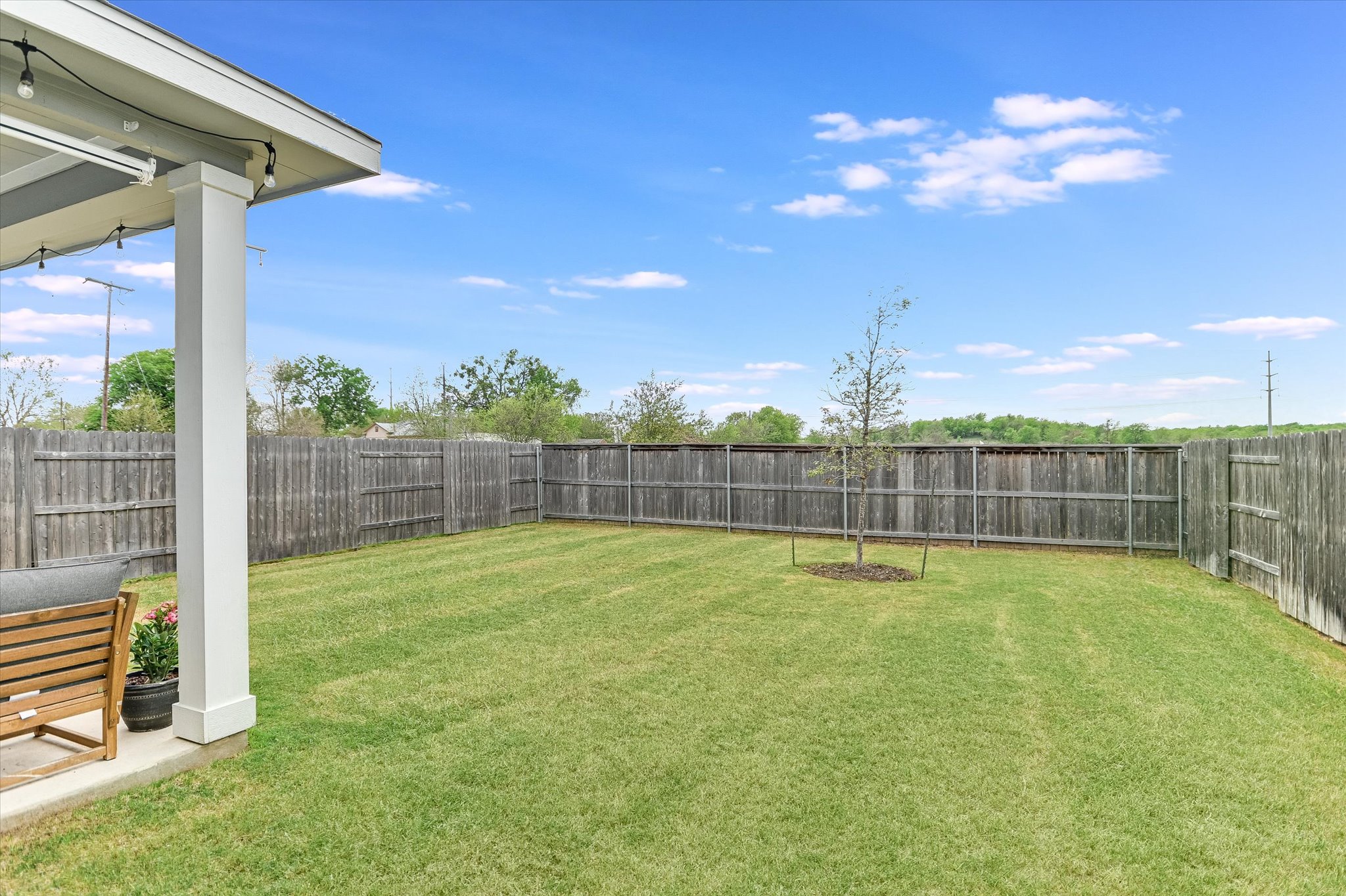 8607 McKamy Drive Austin, TX 78744 - Photo 25 of 28 a view of a field with sitting area