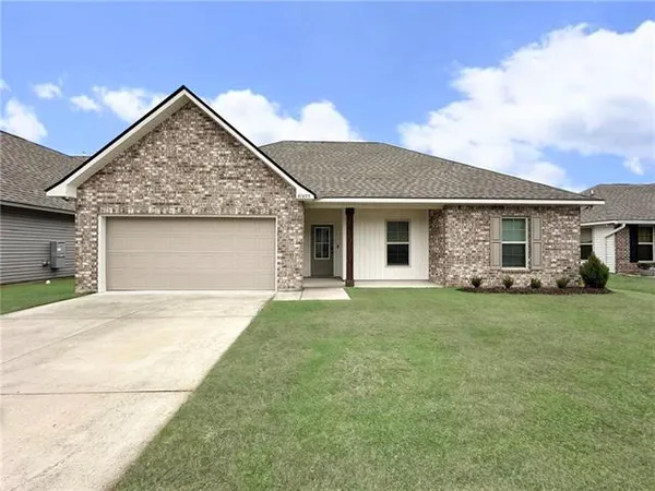 $243,000 | 41495 Dothan Place, Ponchatoula, LA 70454