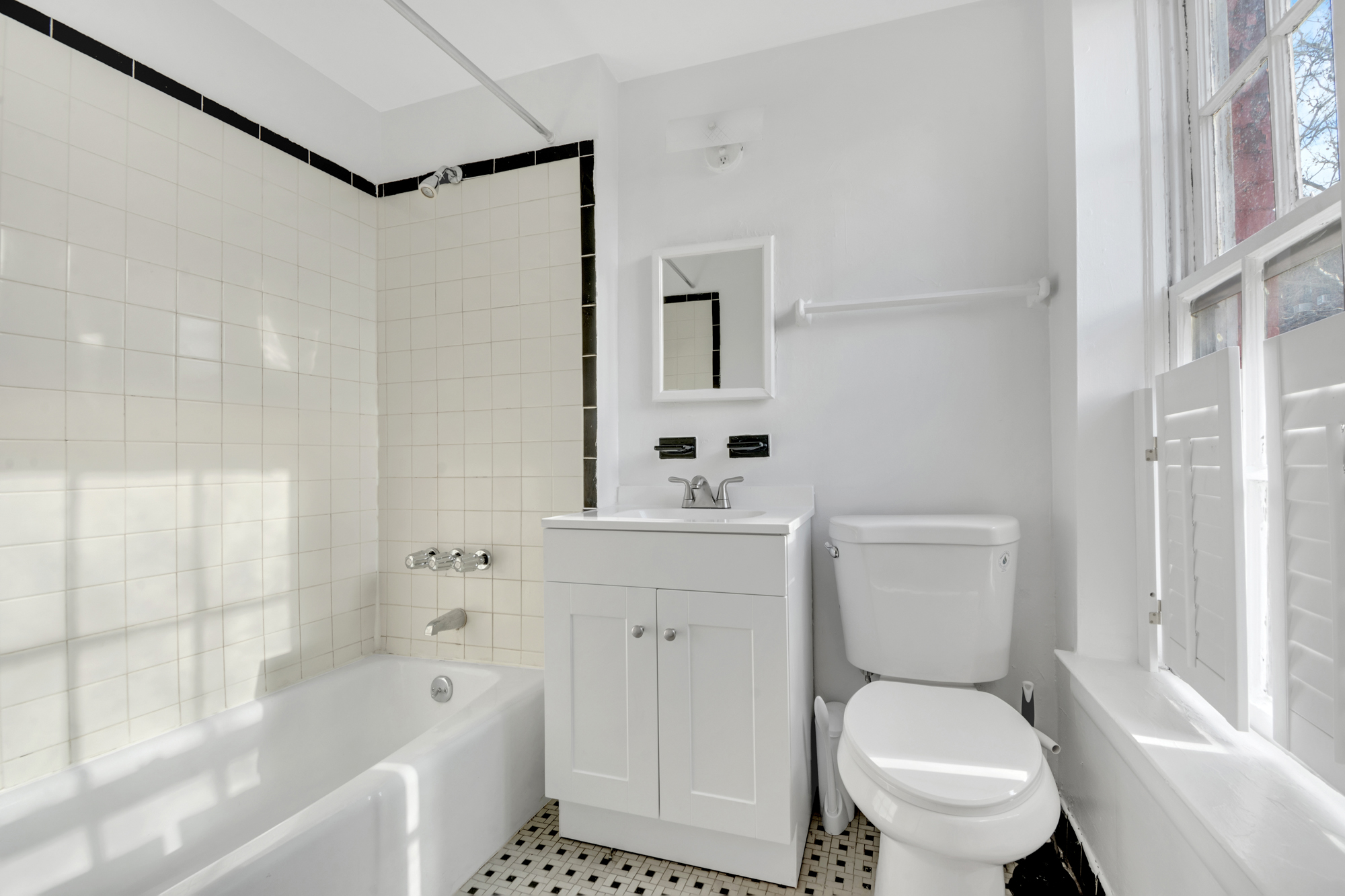 57 Joralemon Street, Unit 4A Brooklyn, NY 11201 - Photo 4 of 10